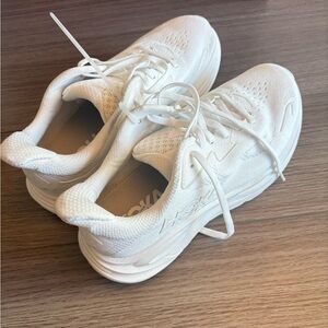 Hoka One One Women's Clifton 10 White Sneakers